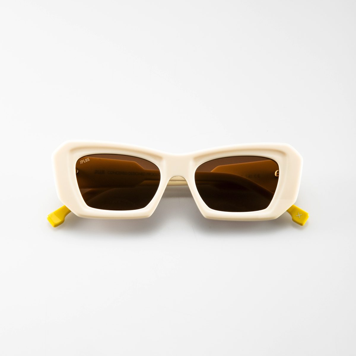 JPLUS Eyewear Une Convenienza