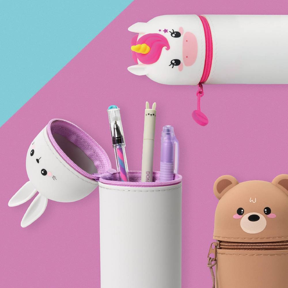 Legami Astuccio 2 in 1 in Morbido Silicone - Kawaii Lightning offer