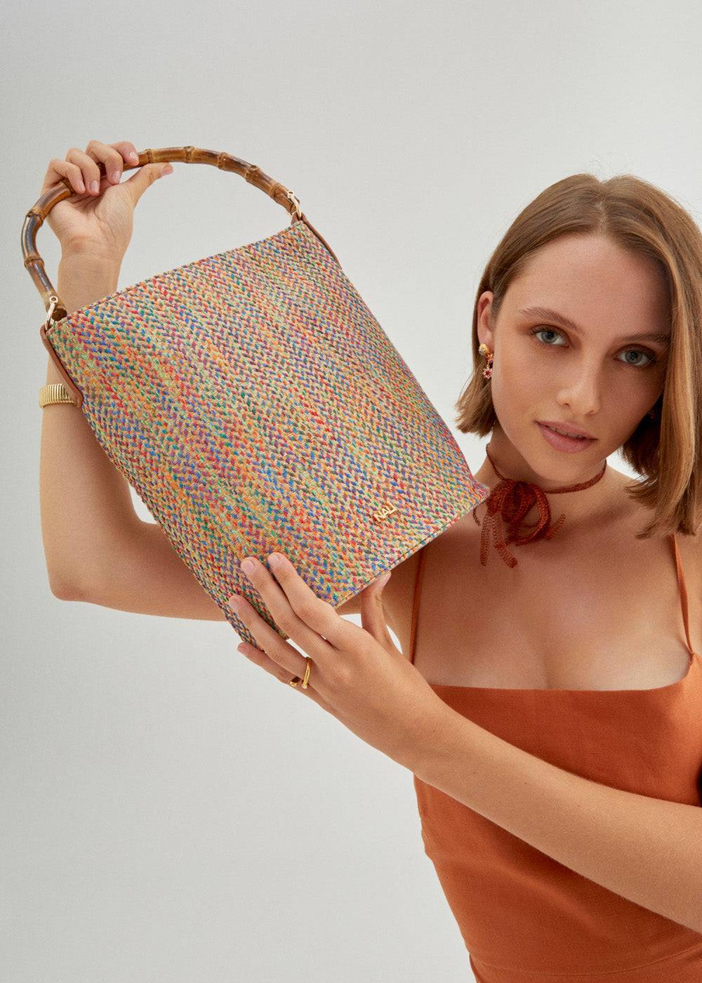 Nalí WENDY BUCKET BAG BAMBOO HANDLE + COLORS Moda