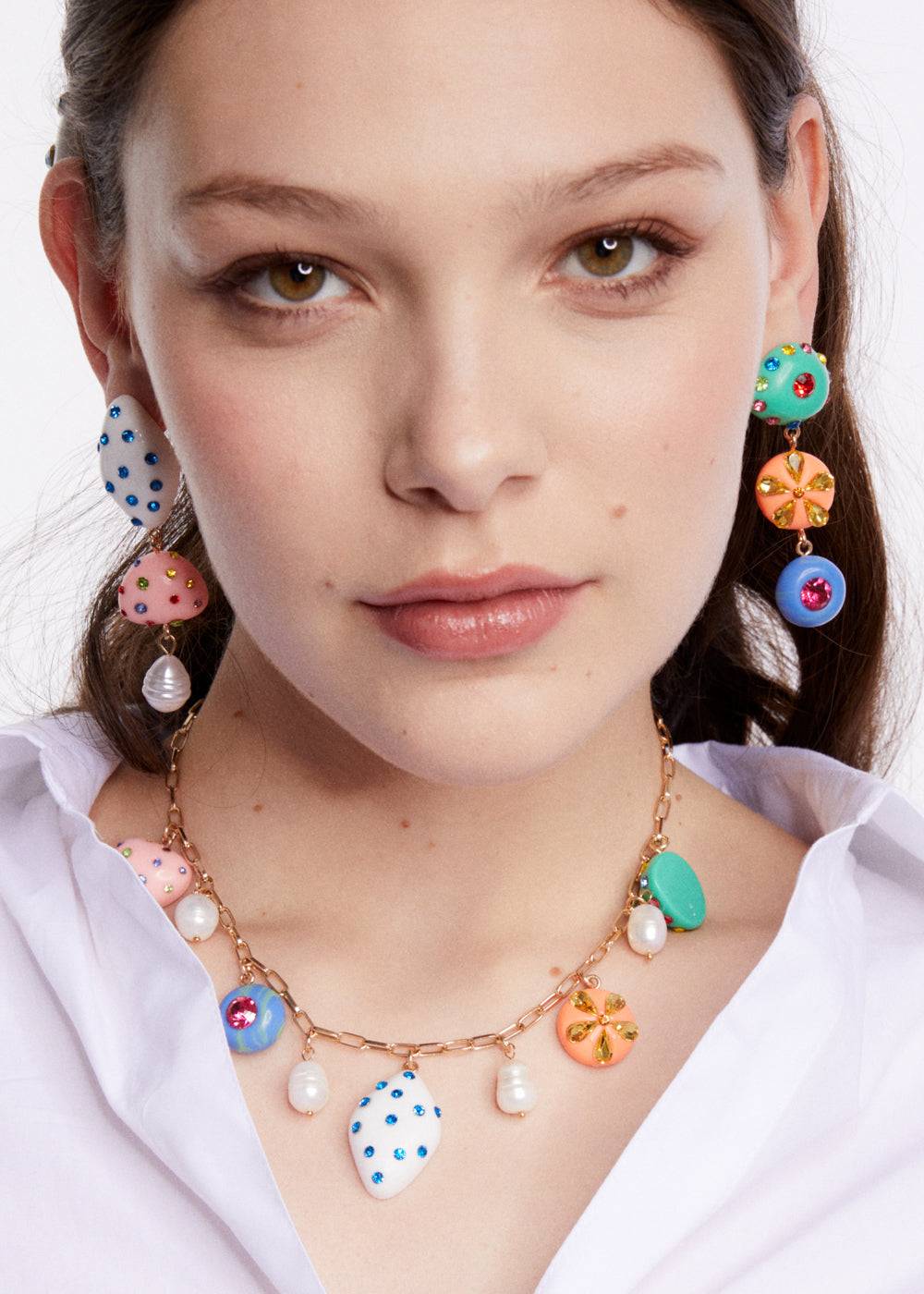 Nalí LONG EARRINGS IN MULTICOLOR RESIN Prezzo Ridotto