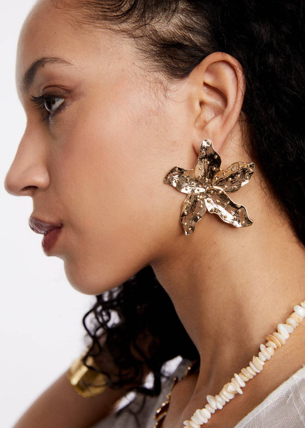 Nalí OVERSIZE EARRINGS W/ GOLD TROPICAL FLOWER Online
