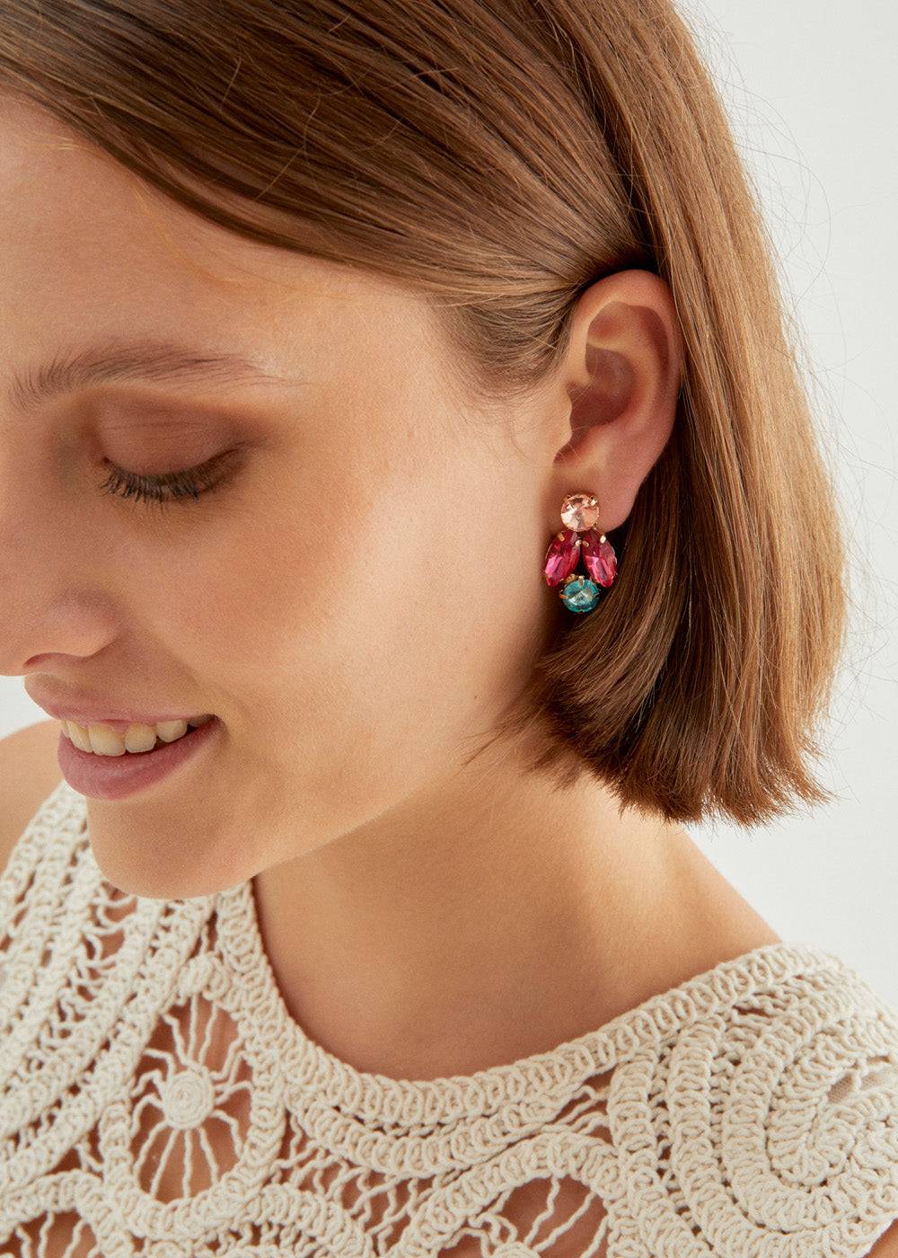 Nalí CYNTHIA LOBE EARRINGS W/ STONES + COLORS In Saldo