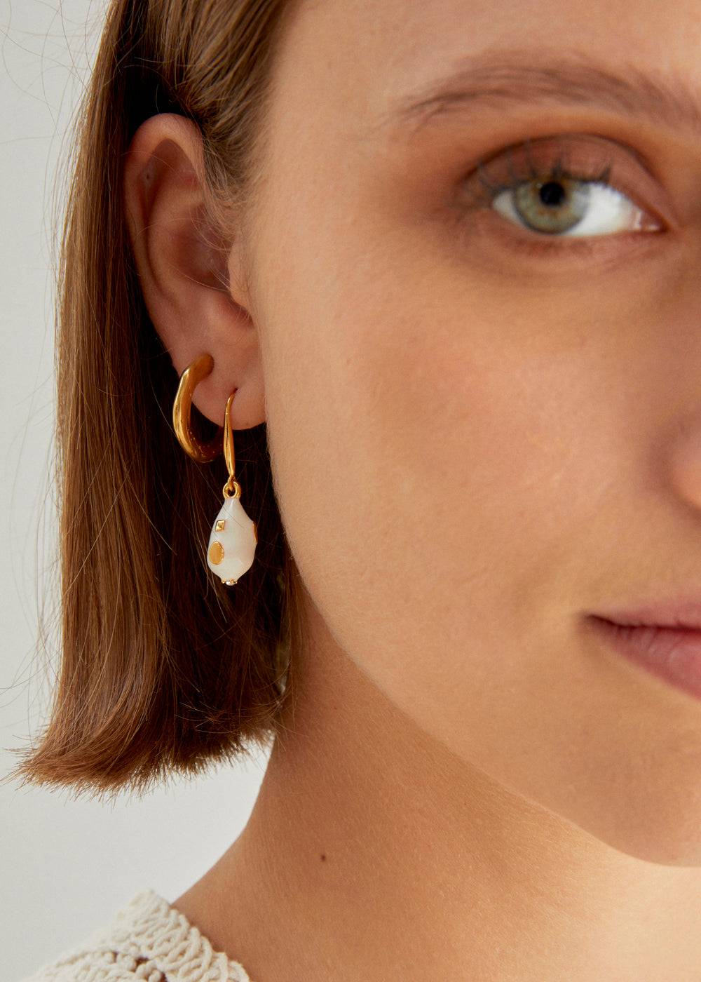 Nalí NIDIA EARRINGS W/ ENAMEL PENDANT+ COLORS 2025