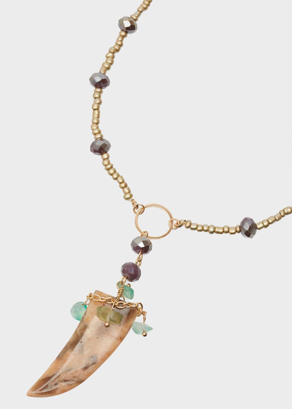 Nalí GOLD LONG NECKLACE W/ BEADS AND HORN PENDANT In Linea