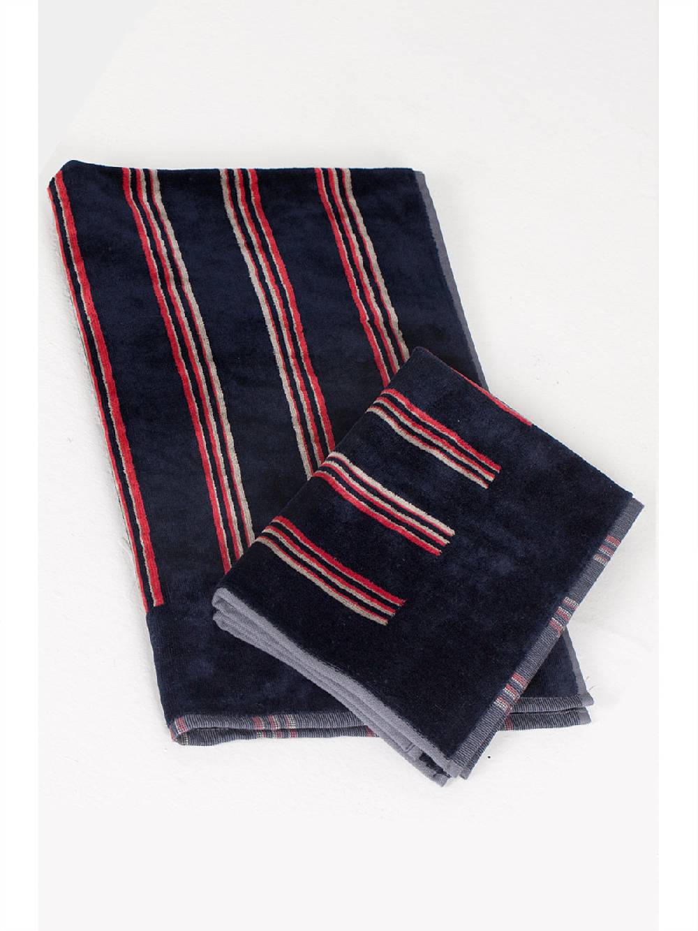 Julipet Set 2 asciugamani J in morbida spugna Offerte