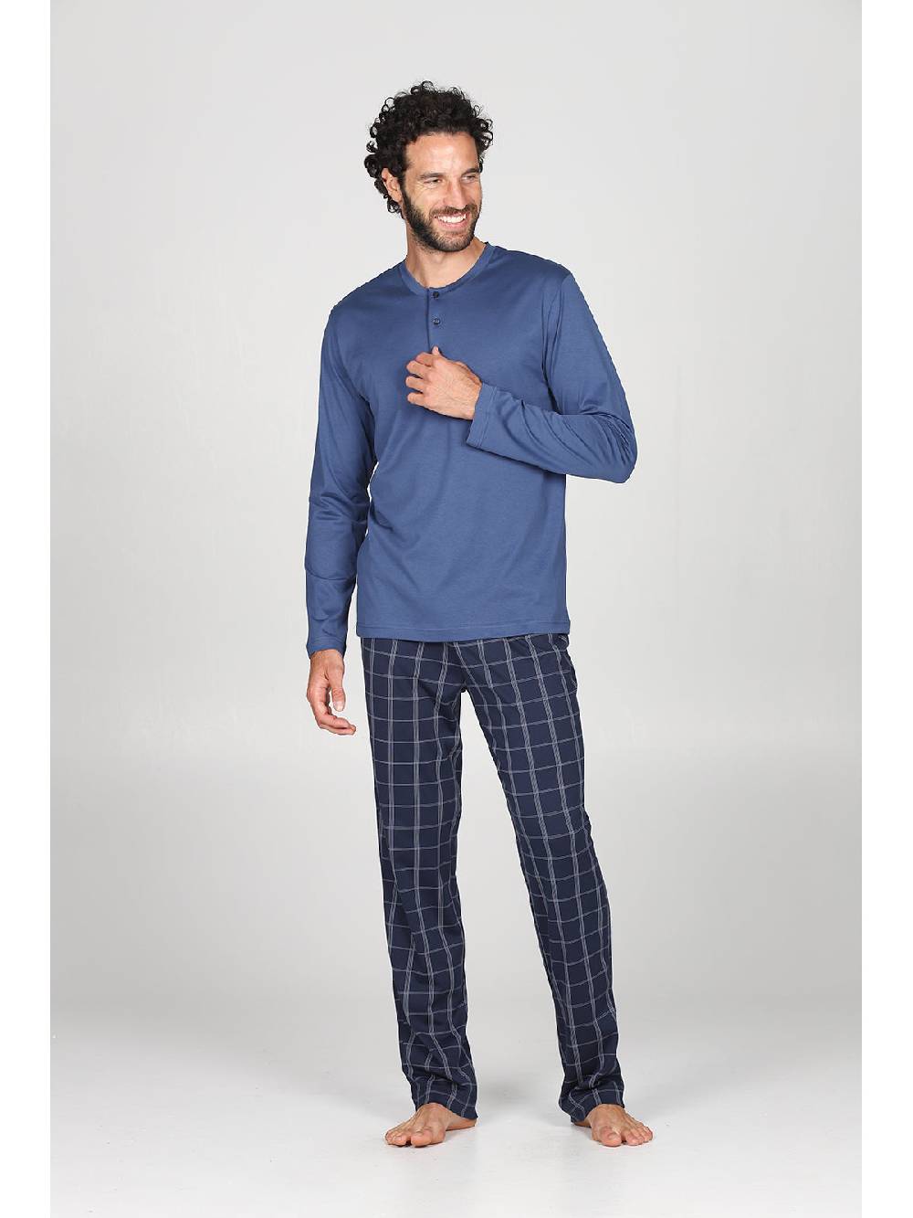 Julipet Pigiama in leggerissimo jersey di puro cotone, con pantaloni fantasia scozzese Moda