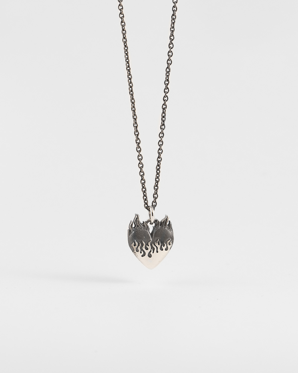 Nove25 CIONDOLO FLAMING HEART Saldi