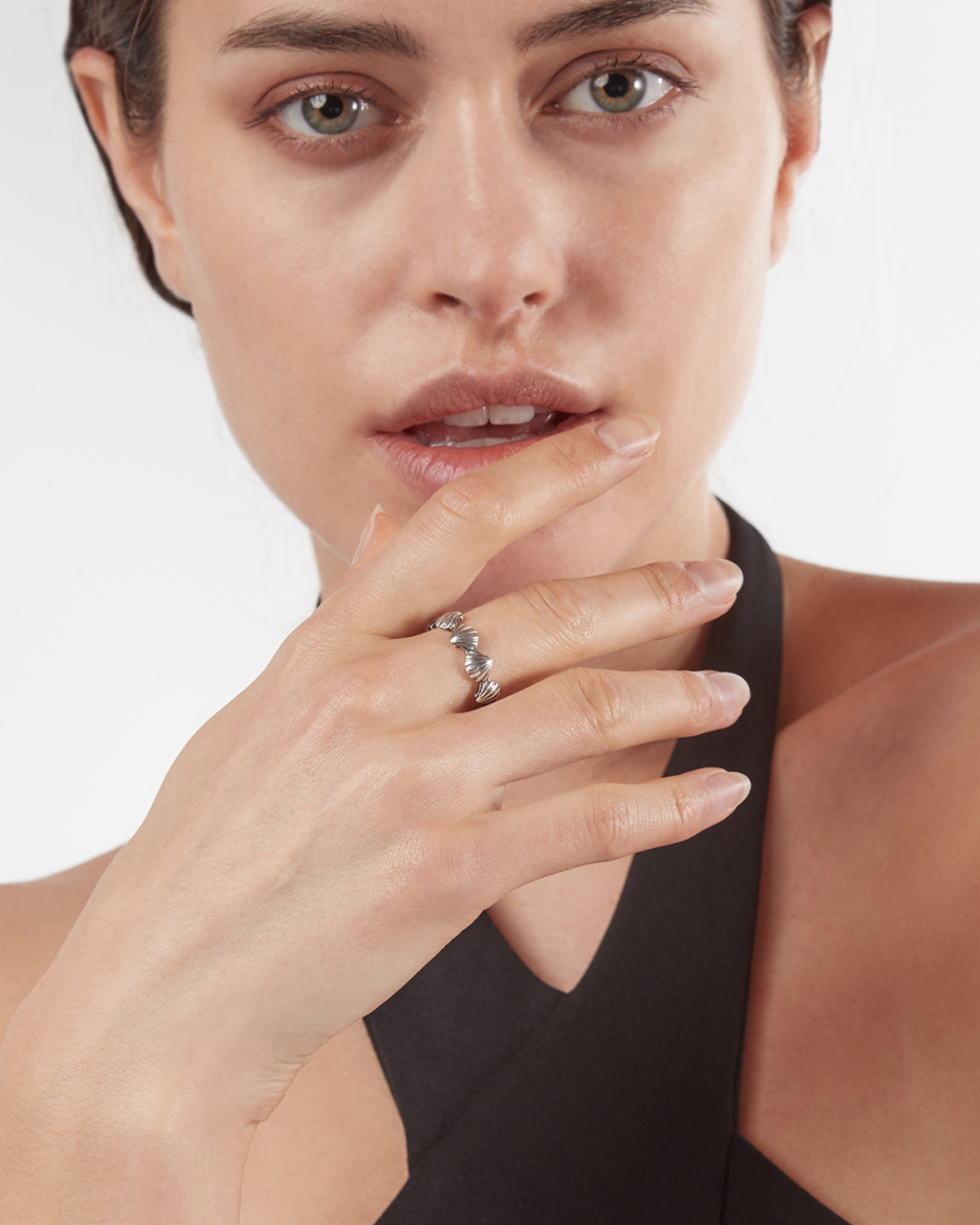 Nove25 ANELLO FEDE VENUS CON CONCHIGLIE IN ARGENTO Spedizione Gratuita