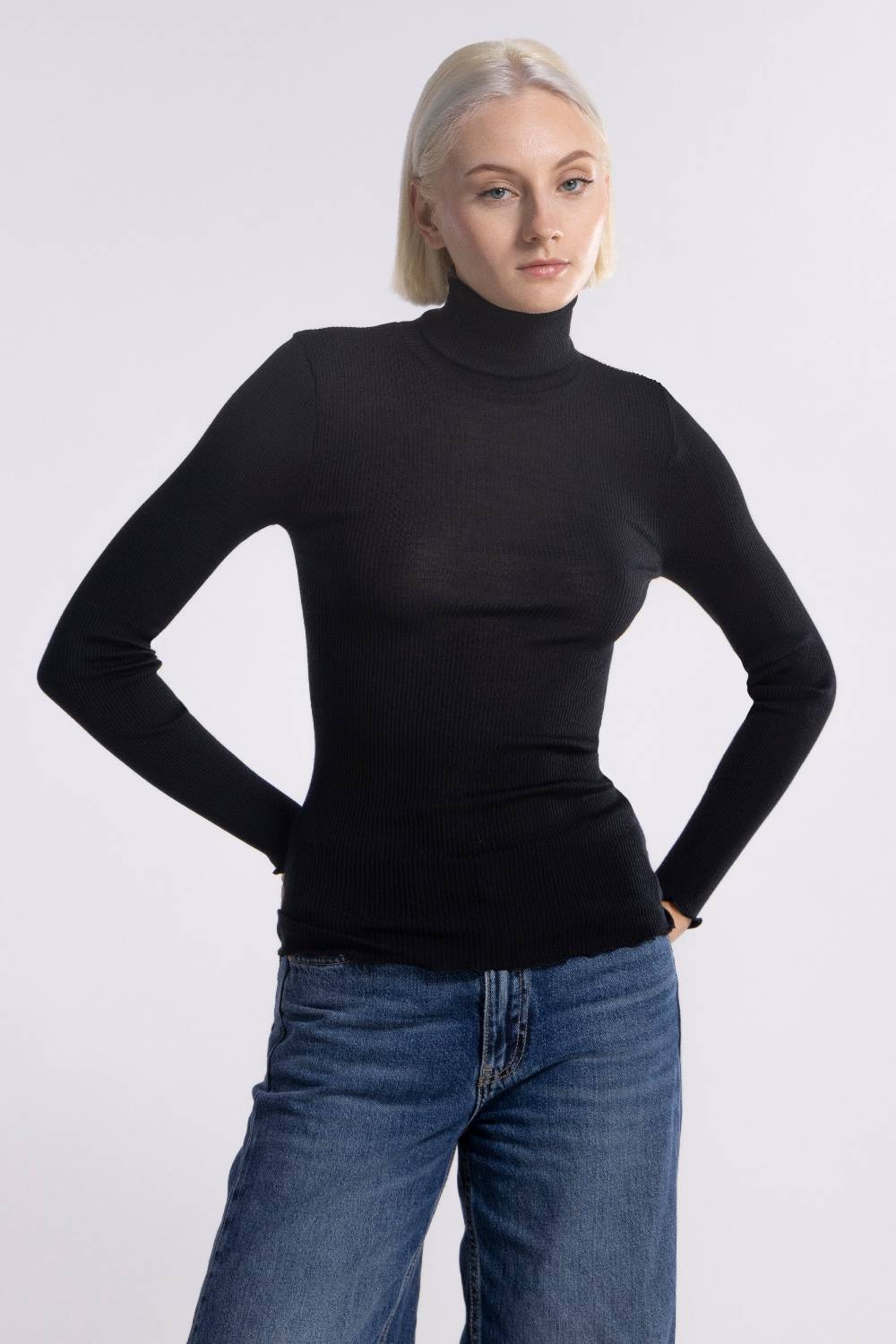 Oscalito Maglia Dolcevita a Maniche Lunghe in Lana e Seta 3438 Offerta