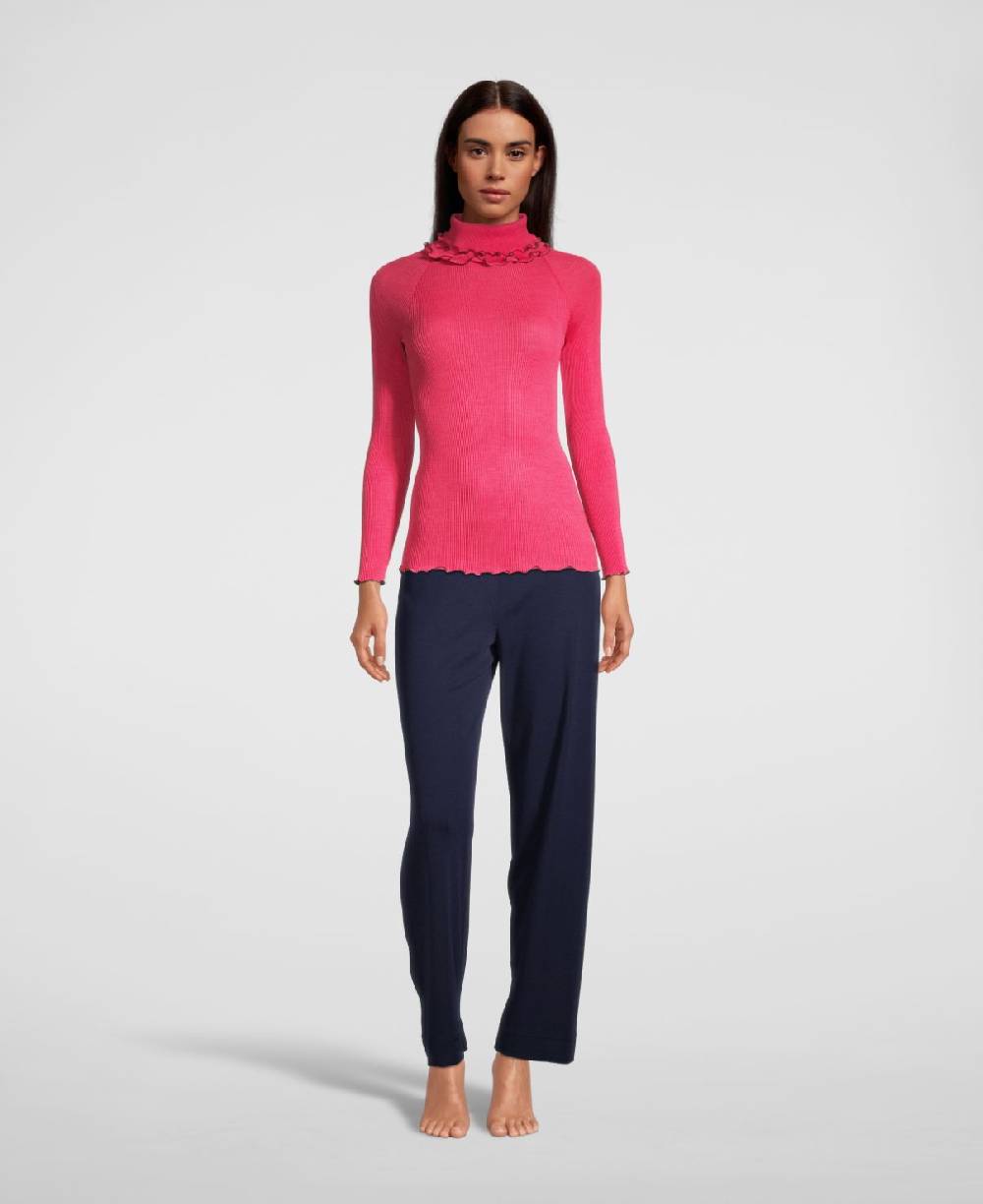 Oscalito Top lupetto in lana e seta con cuciture overlock a contrasto Circus 6695 In Saldo