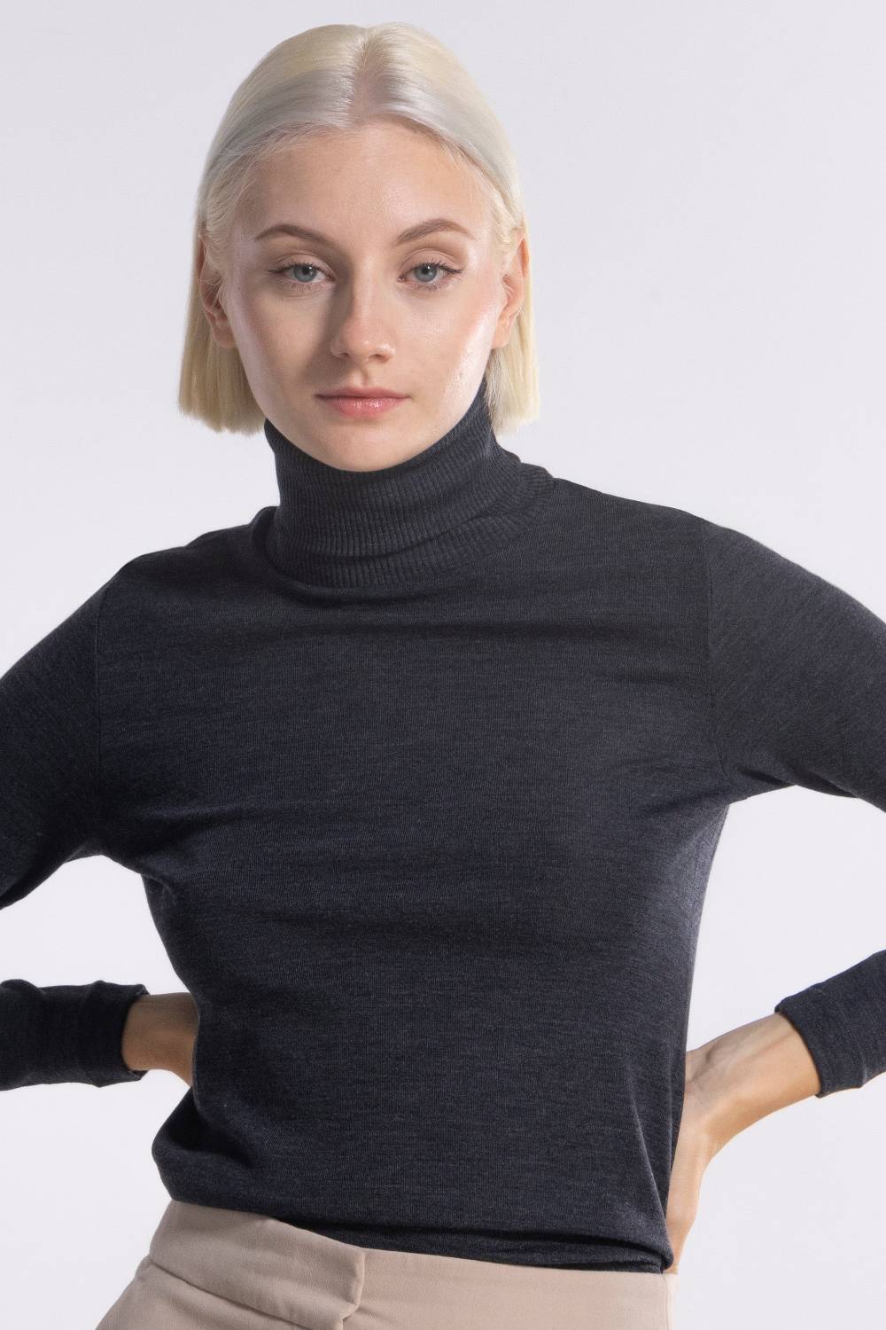 Oscalito Maglia Dolcevita a Maniche Lunghe in tessuto liscio di Lana e Seta 3478 Nuova