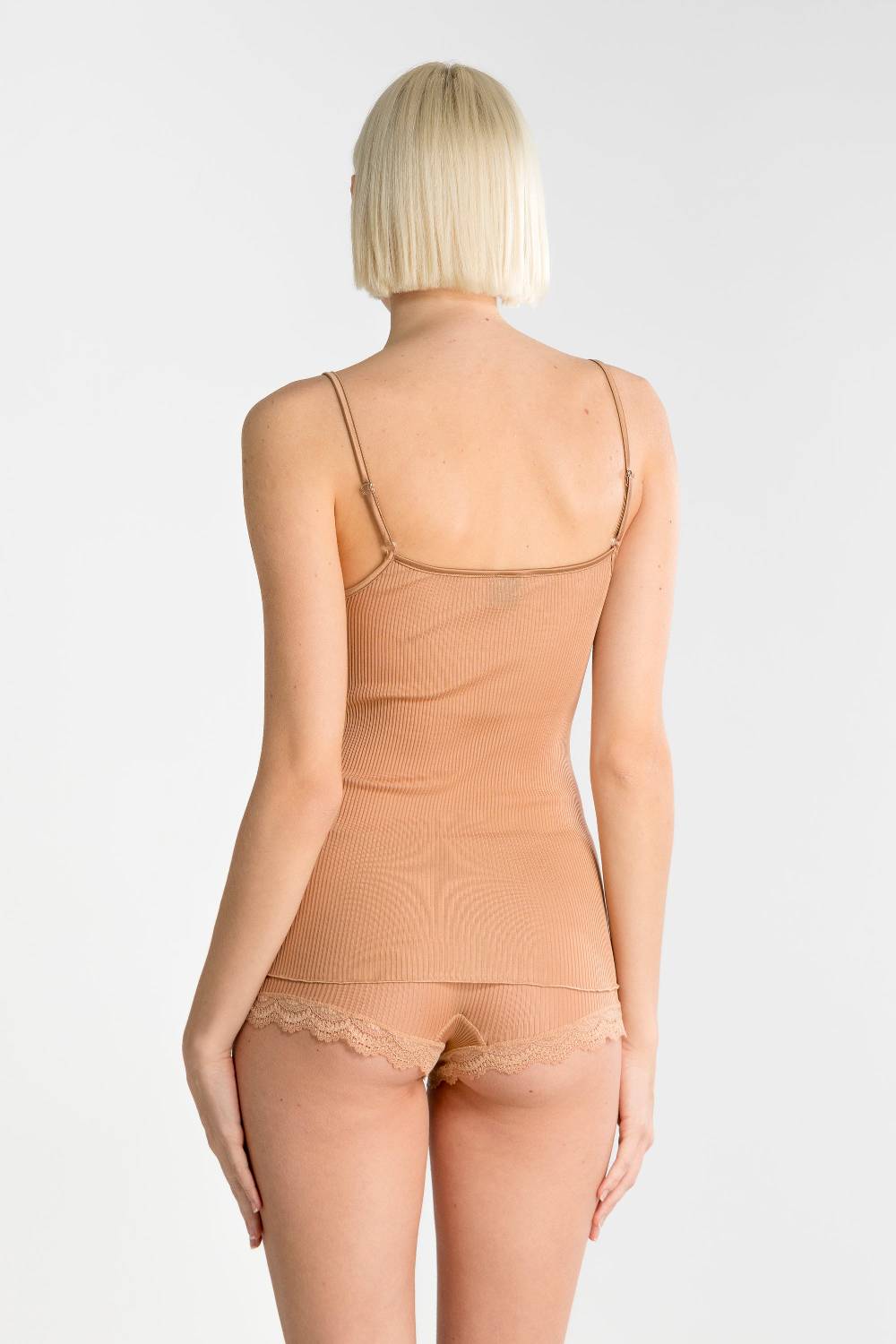 Oscalito Dentelle de Calais®” Top scollo a V in pura seta 9474 Promozione