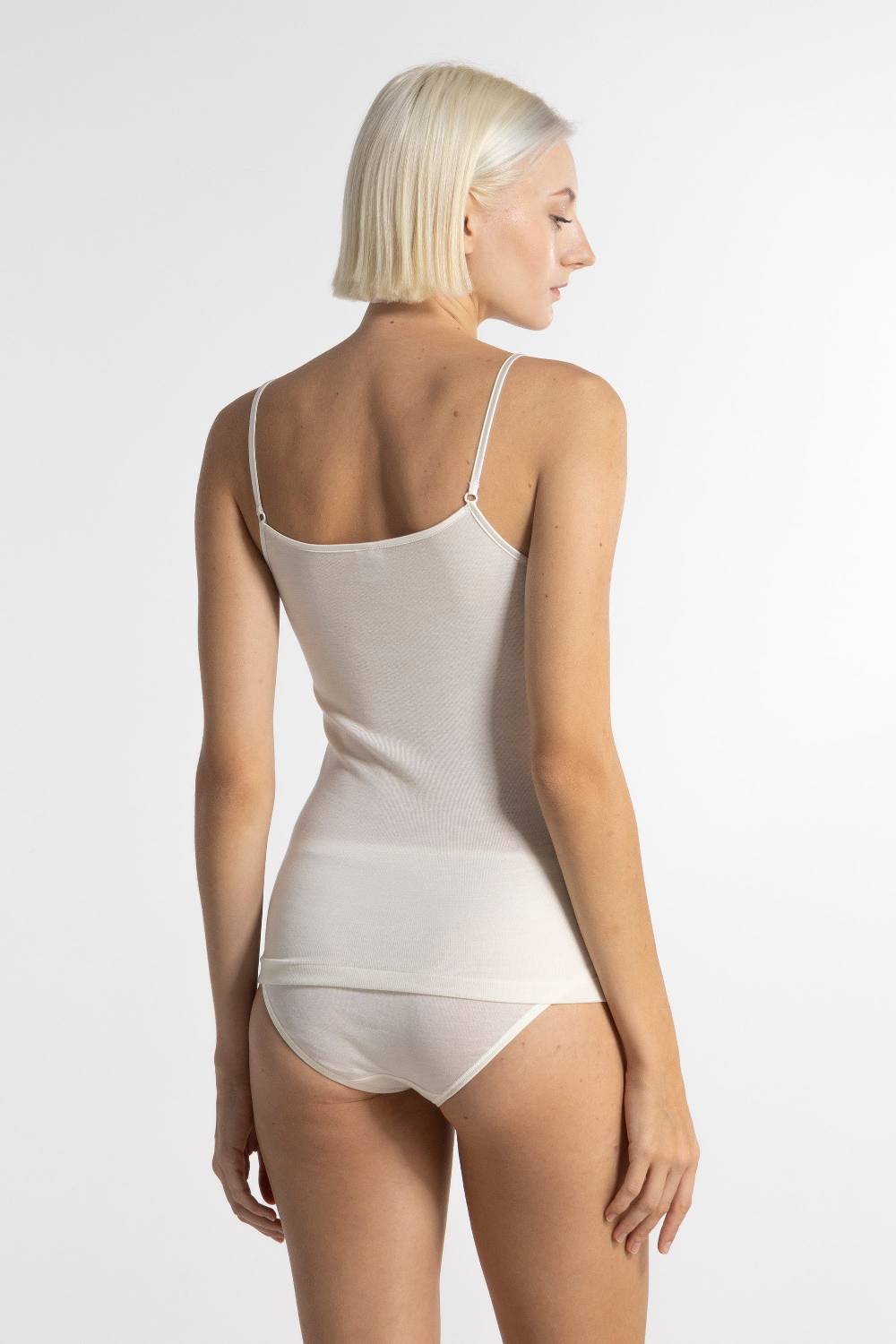 Oscalito Smanicato Donna70% Lana , 30% Seta 4260 Qualità Garantita