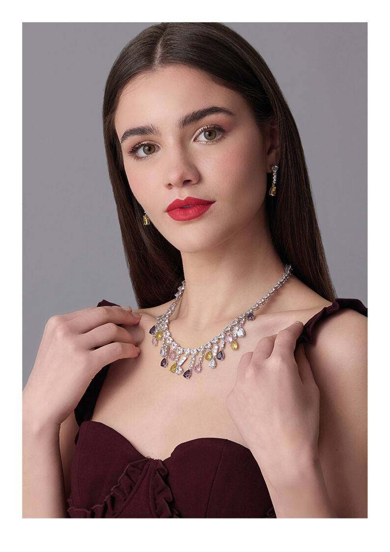 Ottaviani Orecchini rodiati con cubic zirconia Nuova