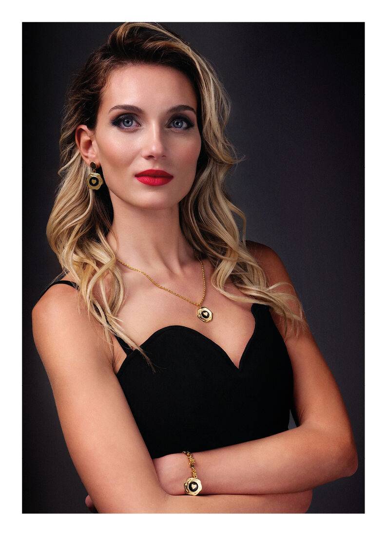 Ottaviani Orecchini dorati con smalti Moda