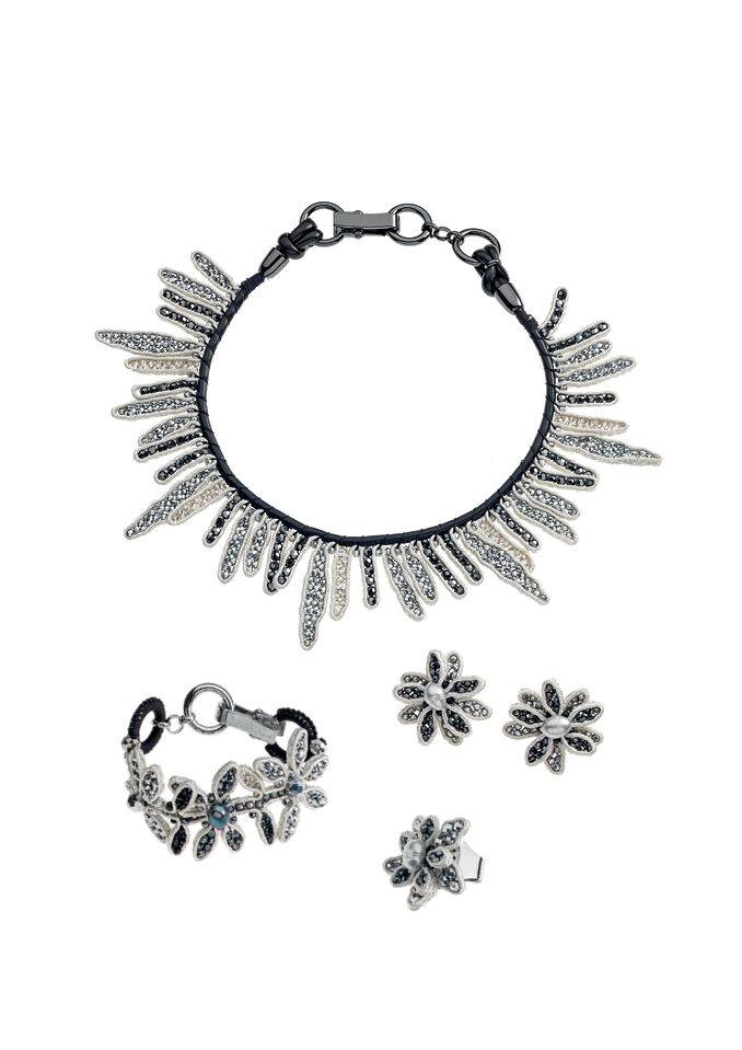 Ottaviani Collana con cristalli e perline Presa