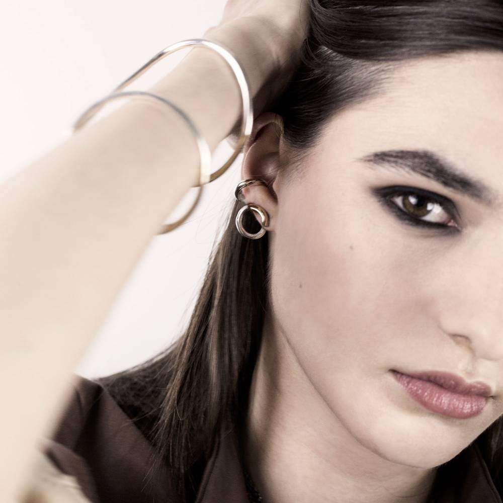 Paola Grande Gioielli NEON Orecchino ricciolo 'Neon' In Linea