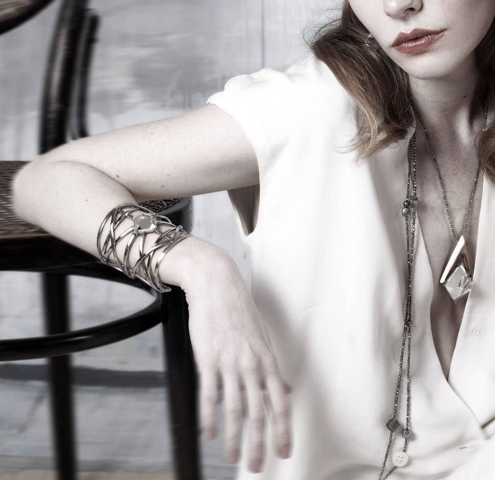 Paola Grande Gioielli GRIGLIE Bracciale 'Griglie' con piramide Nuovo