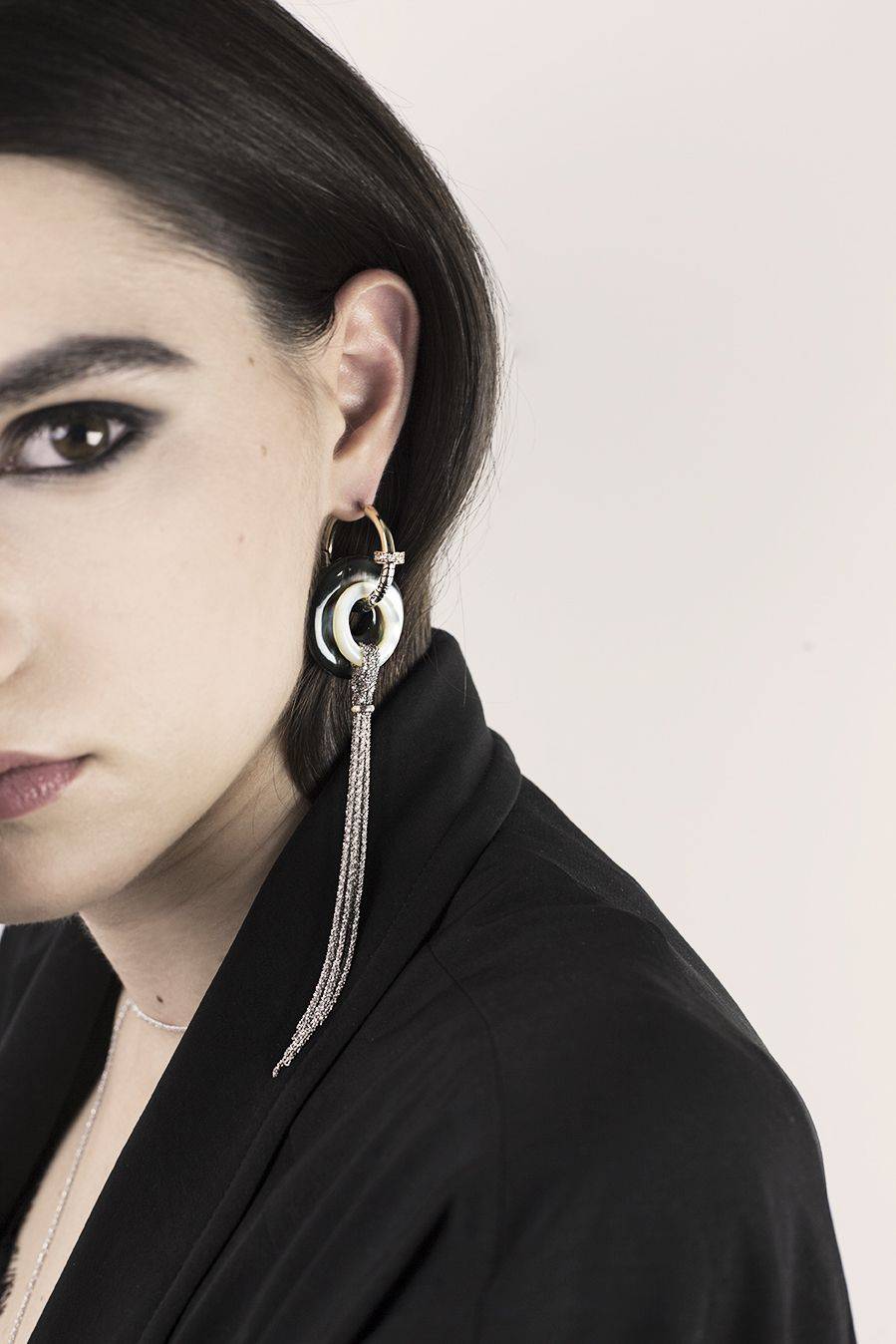 Paola Grande Gioielli ACCESSORI Madreperle con frange Soddisfazione Garantita