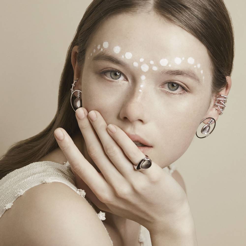 Paola Grande Gioielli AURUM Chevalier con madreperla grigia Promozione