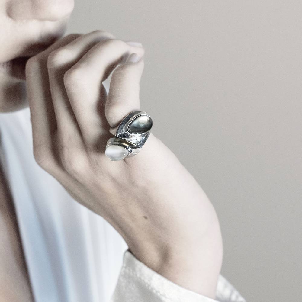 Paola Grande Gioielli AURUM Chevalier con madreperla bianca Spedizione Gratuita
