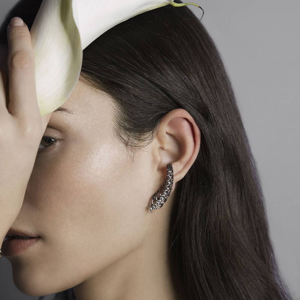 Paola Grande Gioielli SPINAE Orecchini 'Cornucopia' neri In Linea