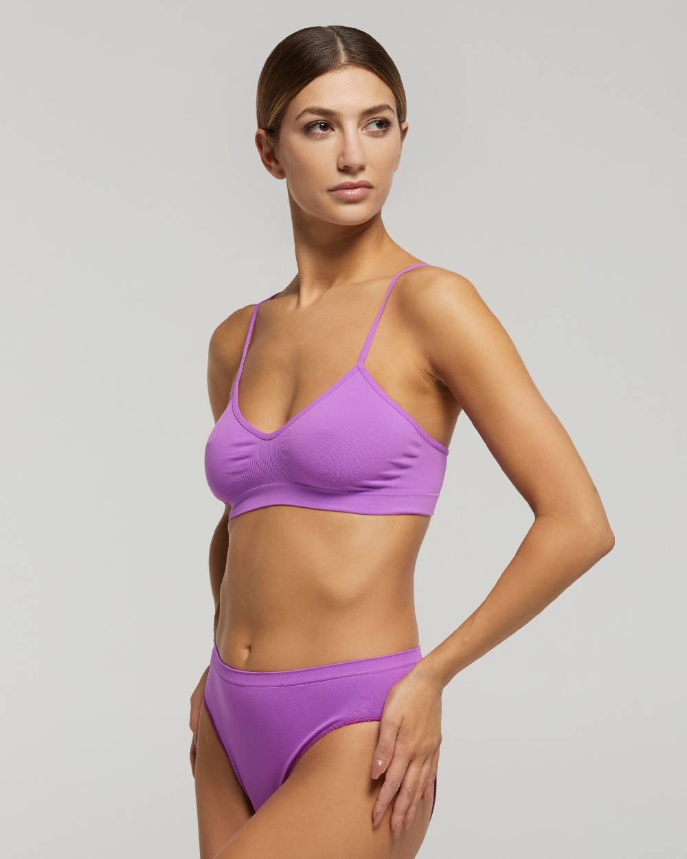 Pompea Brassiere seamless spalla stretta tinta unita Vendita
