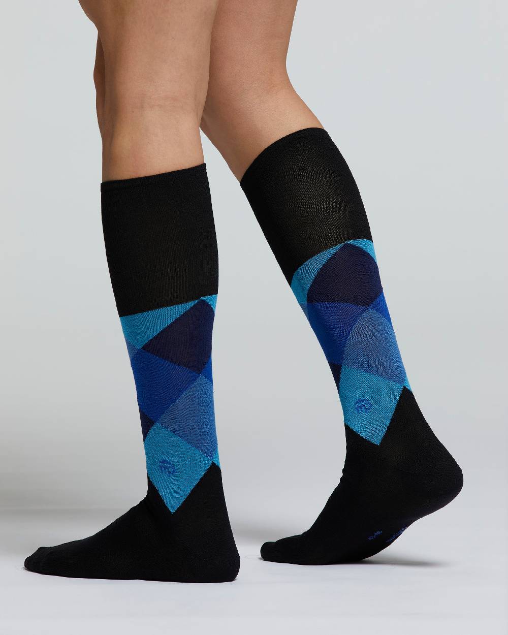 Pompea CALZA LUNGA COTONE OLIVO DECORAZIONE ARGYLE Offerta