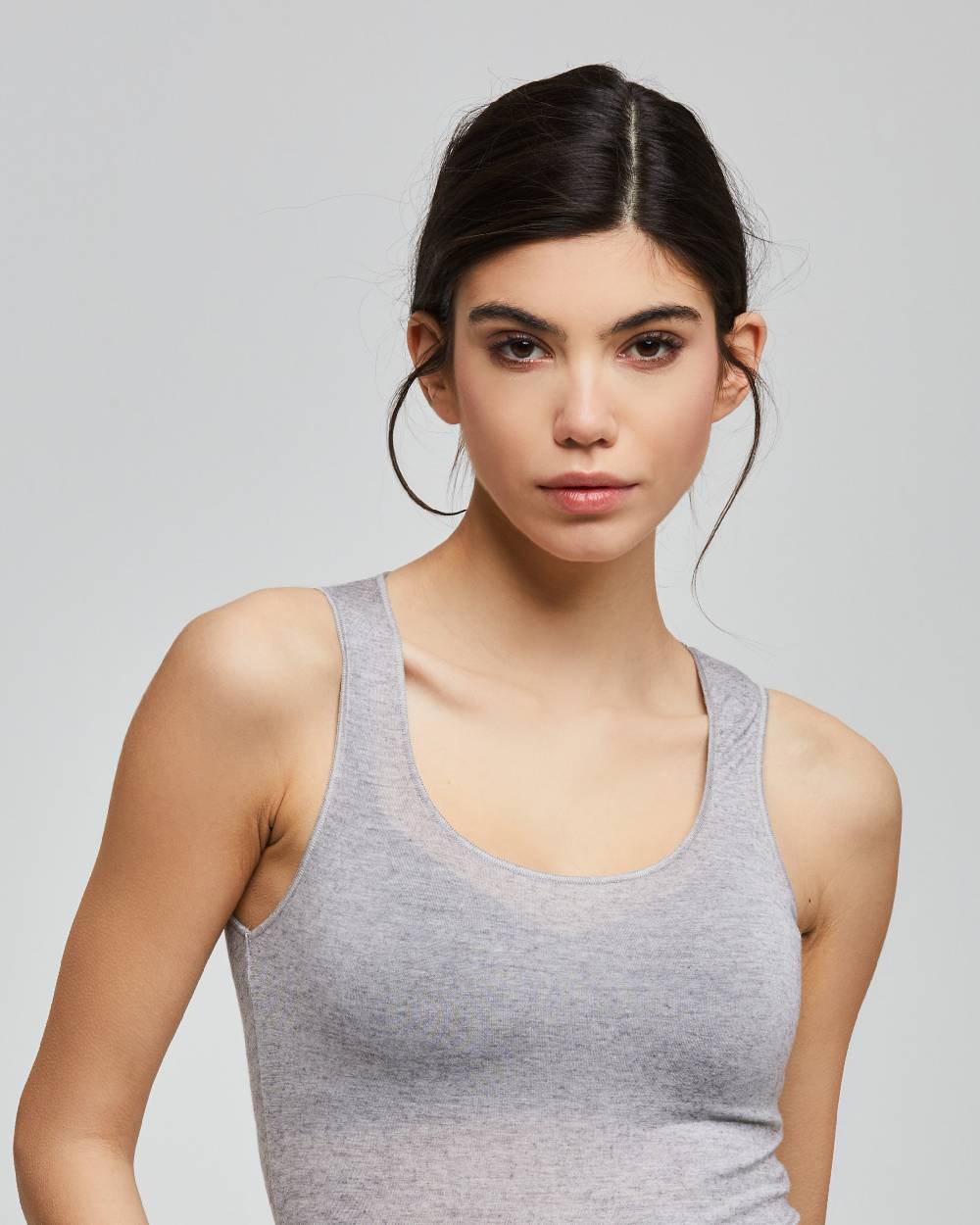 Pompea CANOTTA SPALLA LARGA SCOLLO TONDO IN MODAL CASHMERE Vendite stagionali