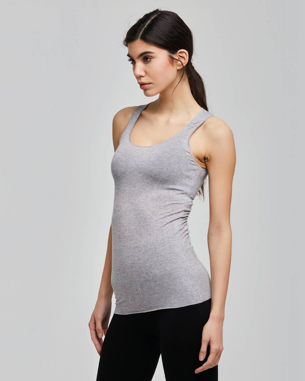 Pompea CANOTTA SPALLA LARGA SCOLLO TONDO IN MODAL CASHMERE Vendite stagionali