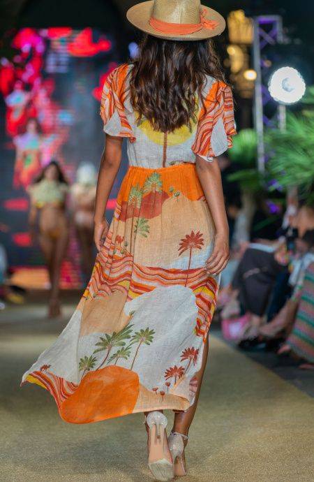 Pin Up Stars Long Dress Scollo a V In Garza Stampa Dune Offerta natalizia