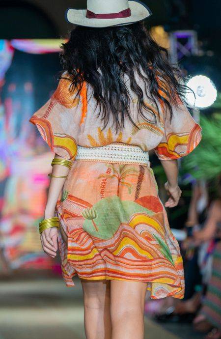 Pin Up Stars Poncho In Garza Stampa Dune Negozi Online