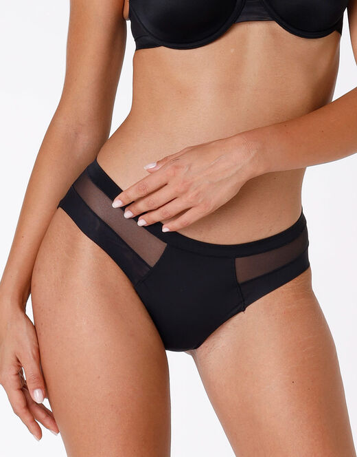 Lovable Slip Invisible Ultralight nero in microfibra e tulle. Massima invisibilità Qualità Garantita