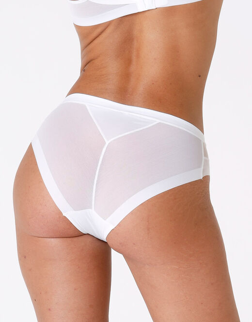 Lovable Slip Invisible Ultralight bianco in microfibra e tulle. Massima invisibilità Novità