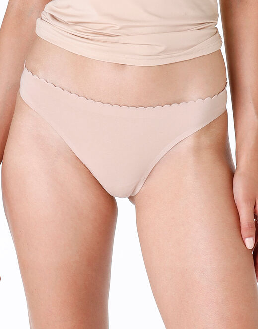 Lovable Brasiliano invisible softness, nude Fino al 65% di sconto