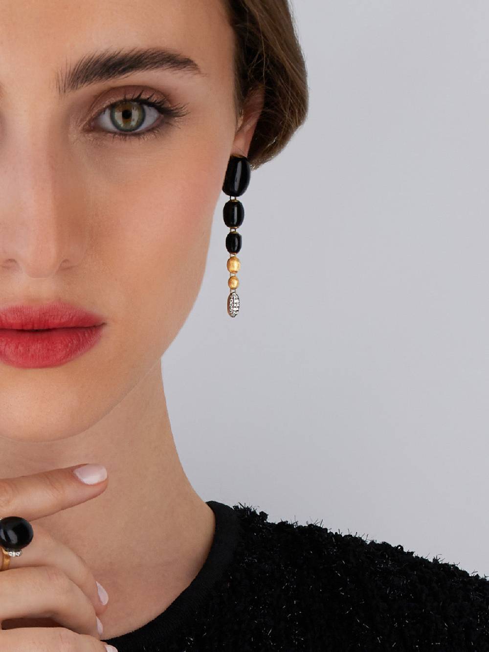 Nanis Orecchini IVY "MYSTERY BLACK" pendenti in oro, diamanti e onice nero – Nanis Italian Jewels Acquista Ora