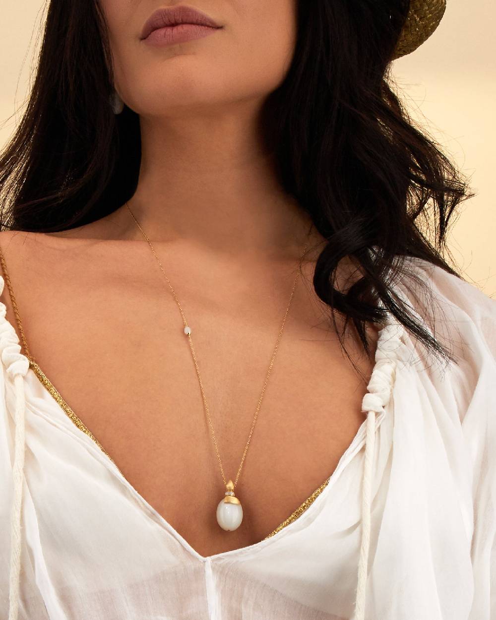 Nanis Pendente "WHITE DESERT" in oro, diamanti e pietra di luna (grande) – Nanis Italian Jewels Vendita Calda