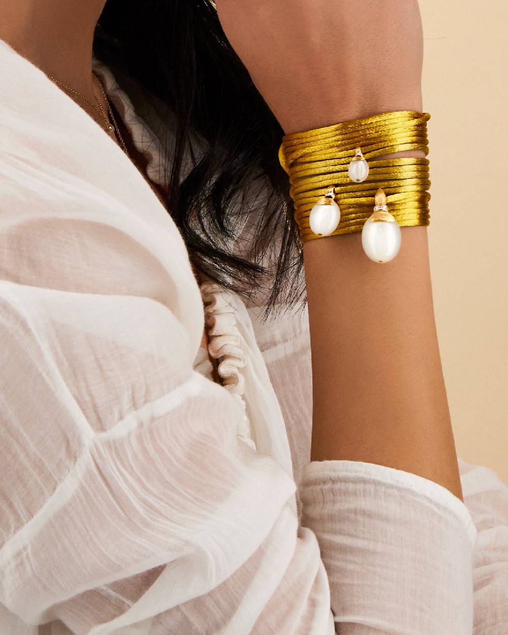 Nanis Pendente "WHITE DESERT" in oro, diamanti e pietra di luna (medio) – Nanis Italian Jewels Vendita Economica