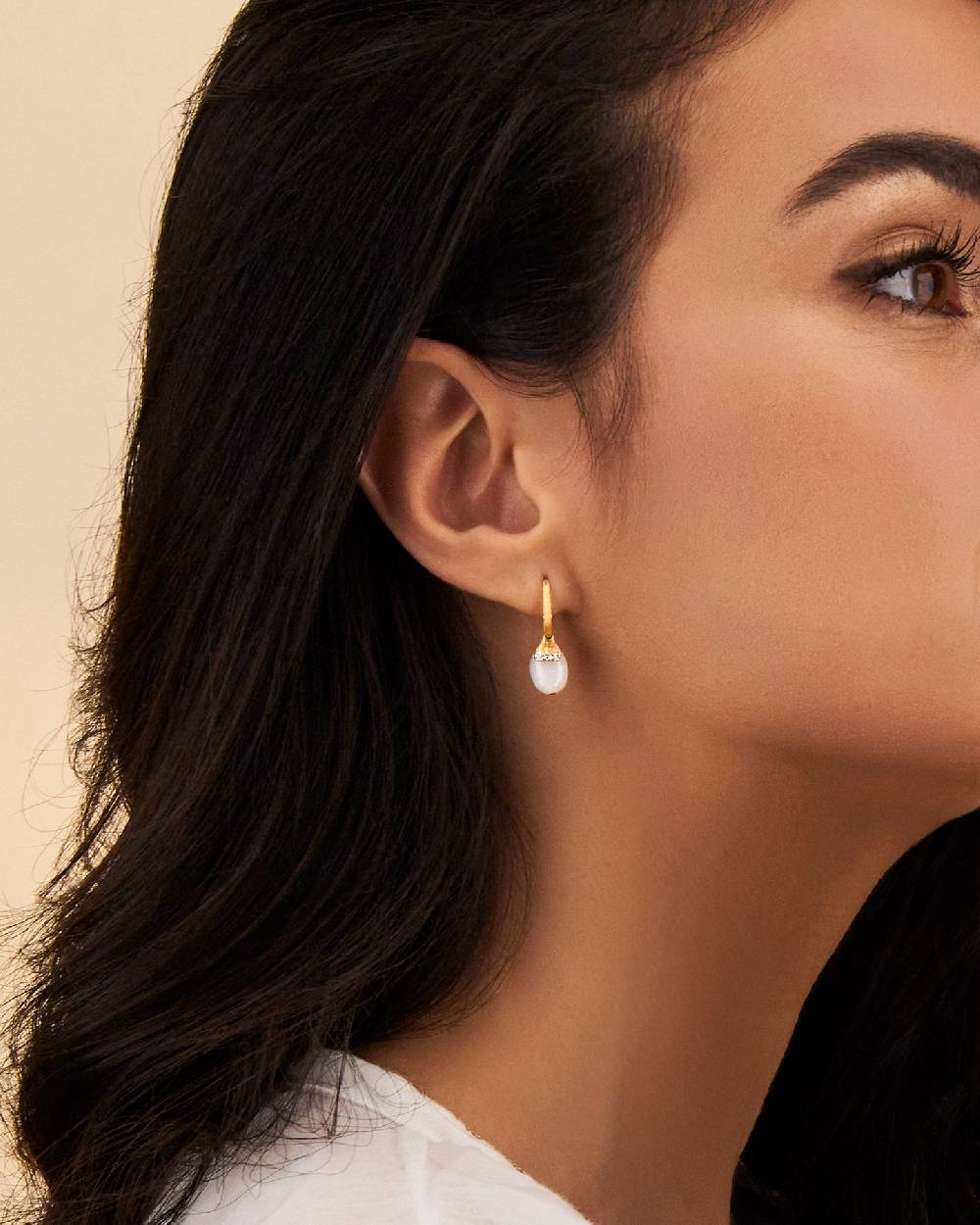 Nanis Orecchini ciliegine "WHITE DESERT" pendenti in oro, pietra di luna e d – Nanis Italian Jewels Moda
