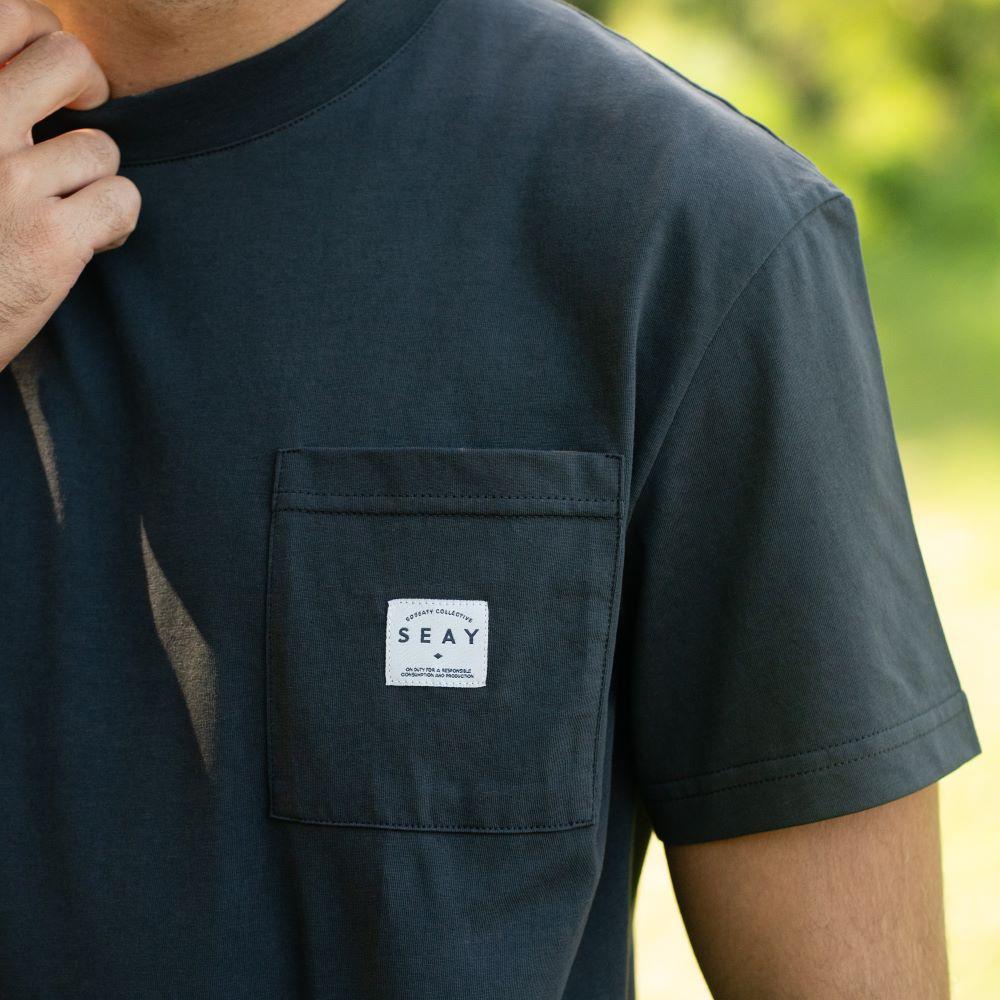 Seay / T-Shirt Nera Delavé Negozio