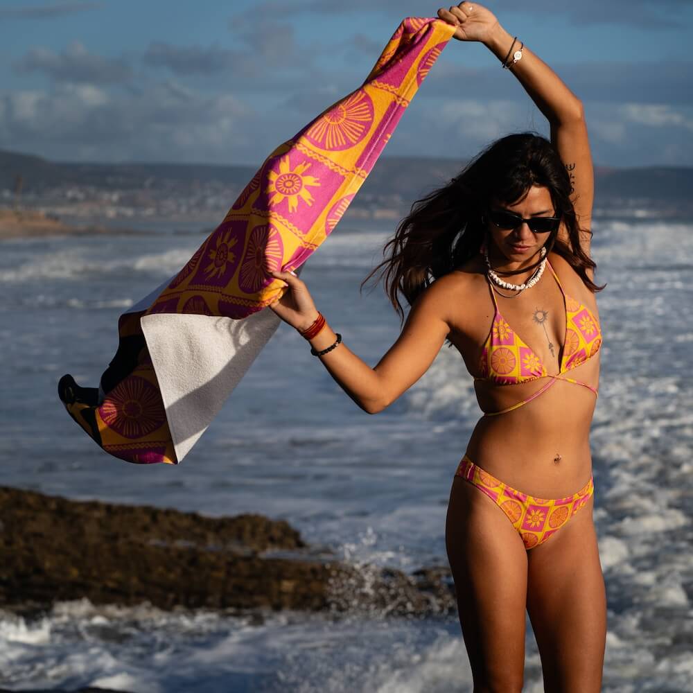 Seay / Telo Mare Rosa Giallo Symbols Negozi Online