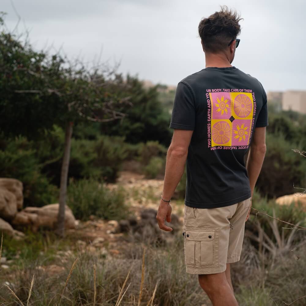 Seay / T-Shirt Nera Symbols Acquista Ora