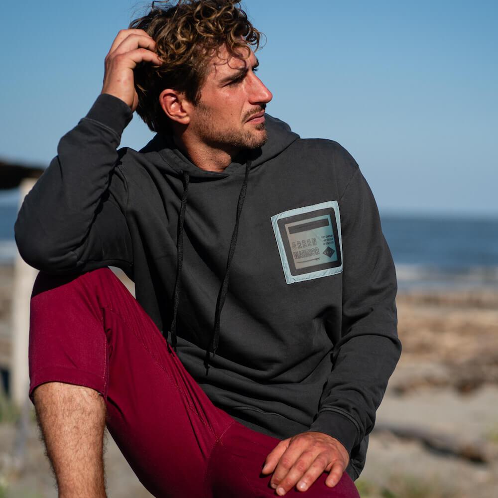 Seay / Felpa con Cappuccio Nera Siargao Consegna Veloce