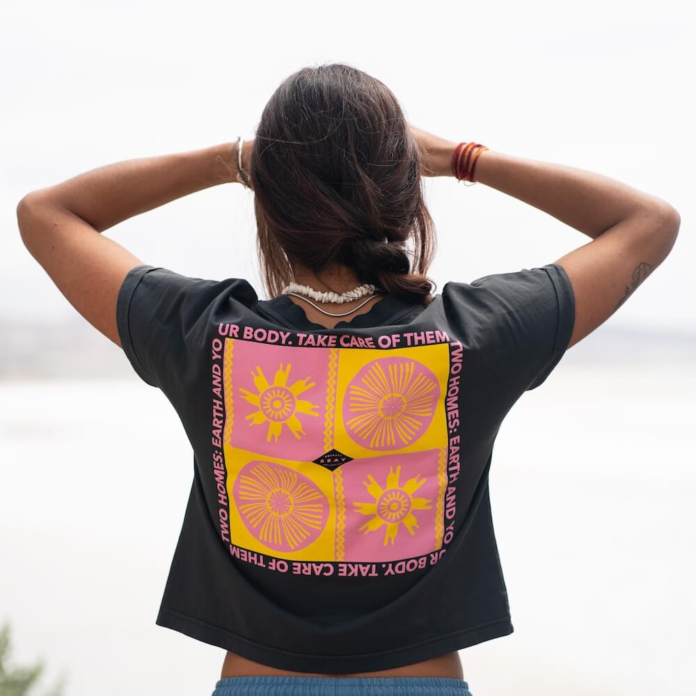 Seay / Crop T-Shirt Nera Symbols Offerte
