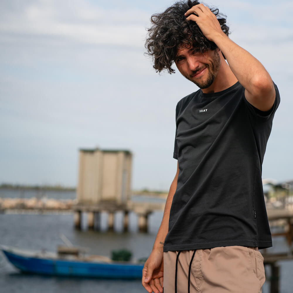 Seay / T-Shirt Nera Ikaika Vendite Flash