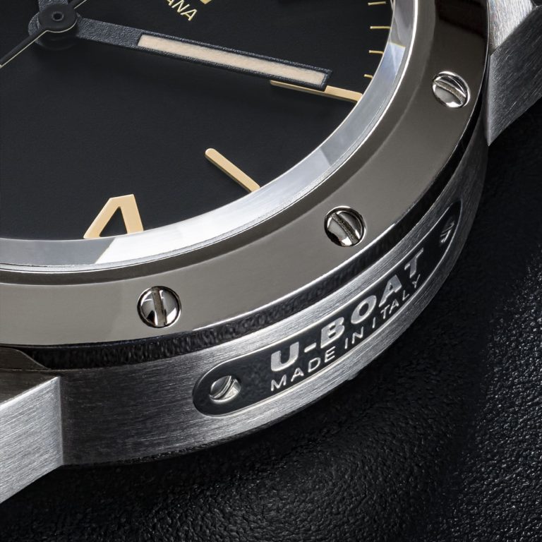 U Boat CLASSICO 40MM VINTAGE SCREWS BEZEL Presa