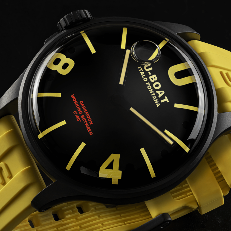 U Boat DARKMOON 44MM BK YELLOW PVD Vendita Calda