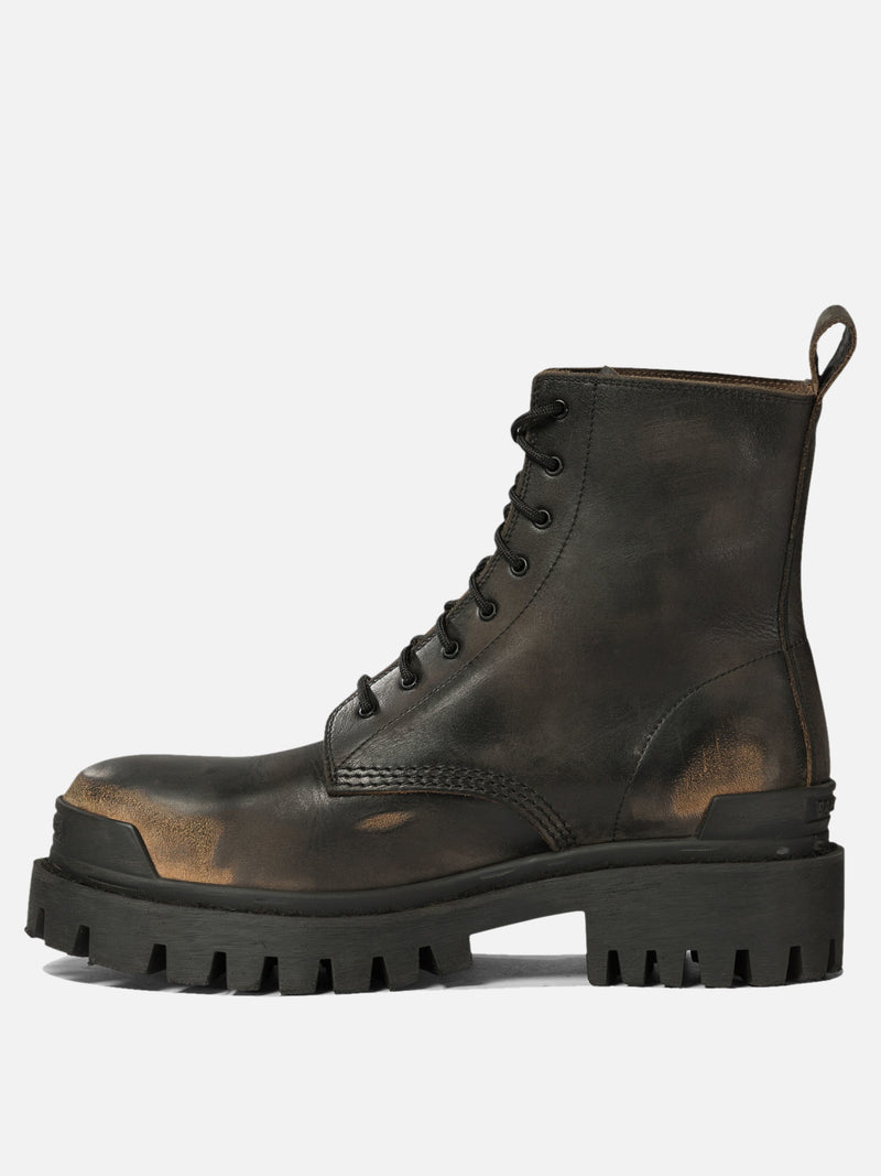 Vietti Balenciaga Anfibi "Strike" Convenienza