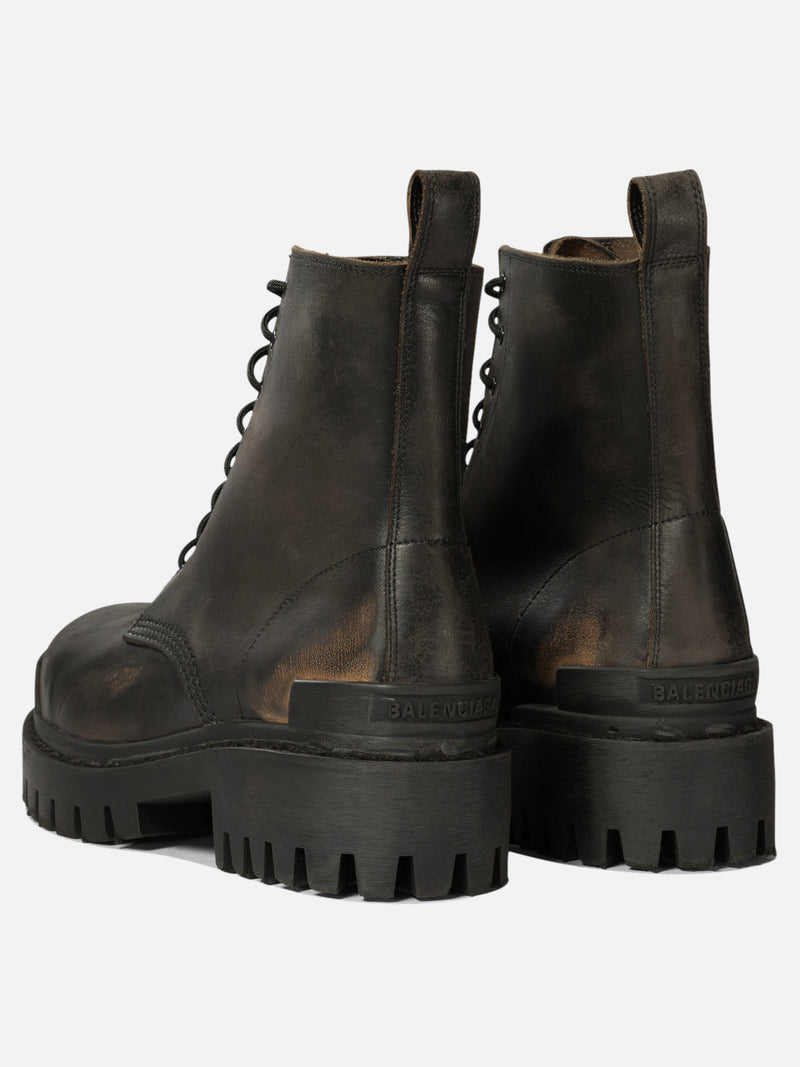 Vietti Balenciaga Anfibi "Strike" Convenienza