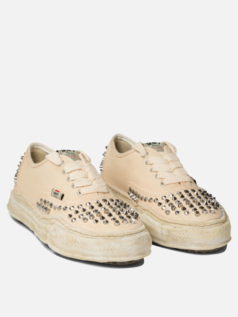Vietti Maison Mihara Yasuhiro Sneaker con borchie "Baker" Offerta